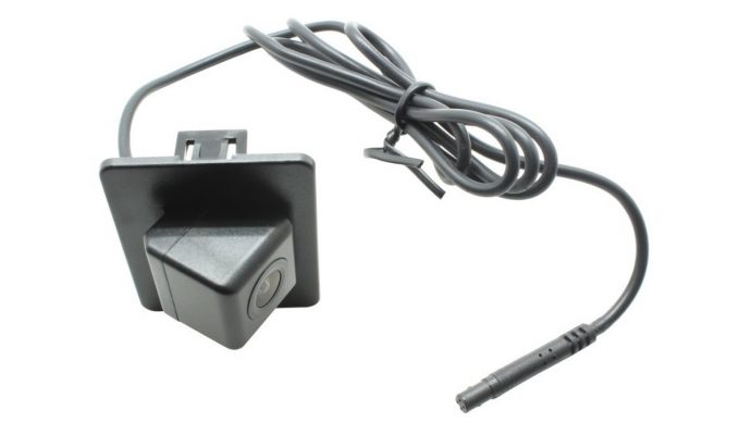 Cámara de Reversa para Toyota Yaris R 17-18