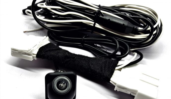 Cámara de Reversa Nissan MARCH 2016-2021