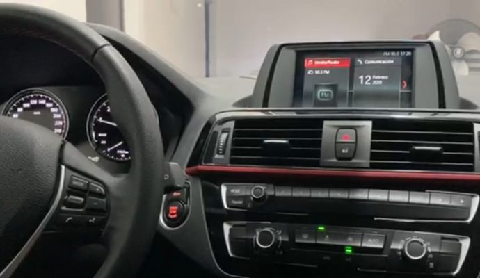 Cámara de reversa OEM BMW series 1, 3, 5 2015-2020