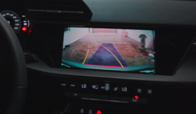 Cámara de reversa OEM AUDI A4 y A3 2020 – 2024